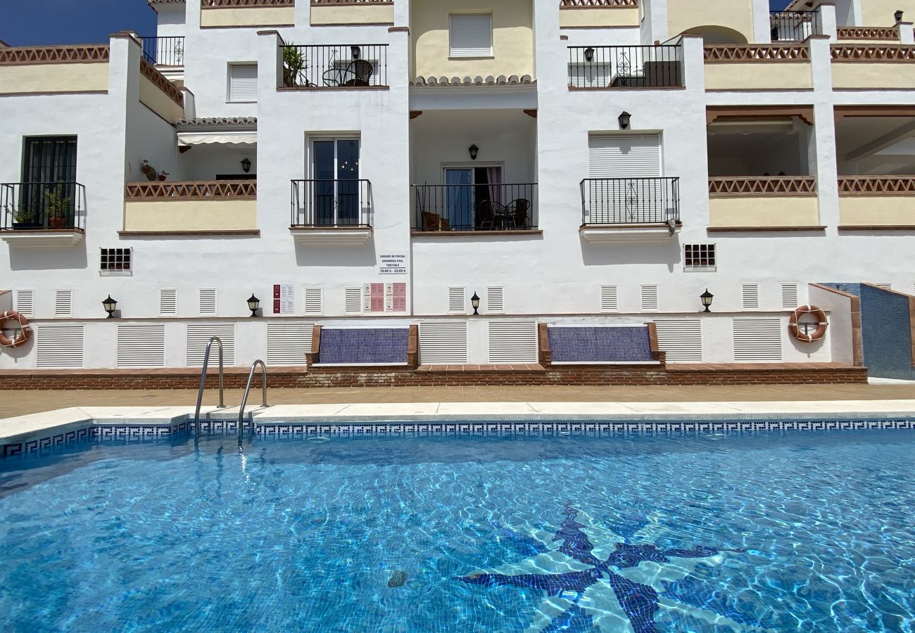 Apartamento en Nerja - Chimenea Pinar 2 Apartment by Casasol