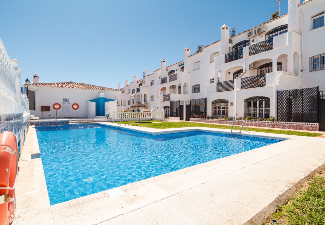 Apartamento en Nerja - Verano Azul 27B by Casasol