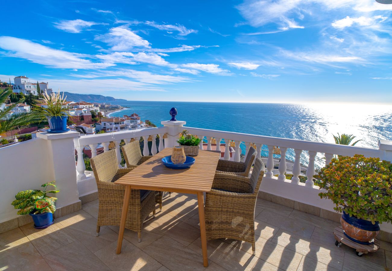 Apartamento en Nerja - Vistas del Mar by Casasol