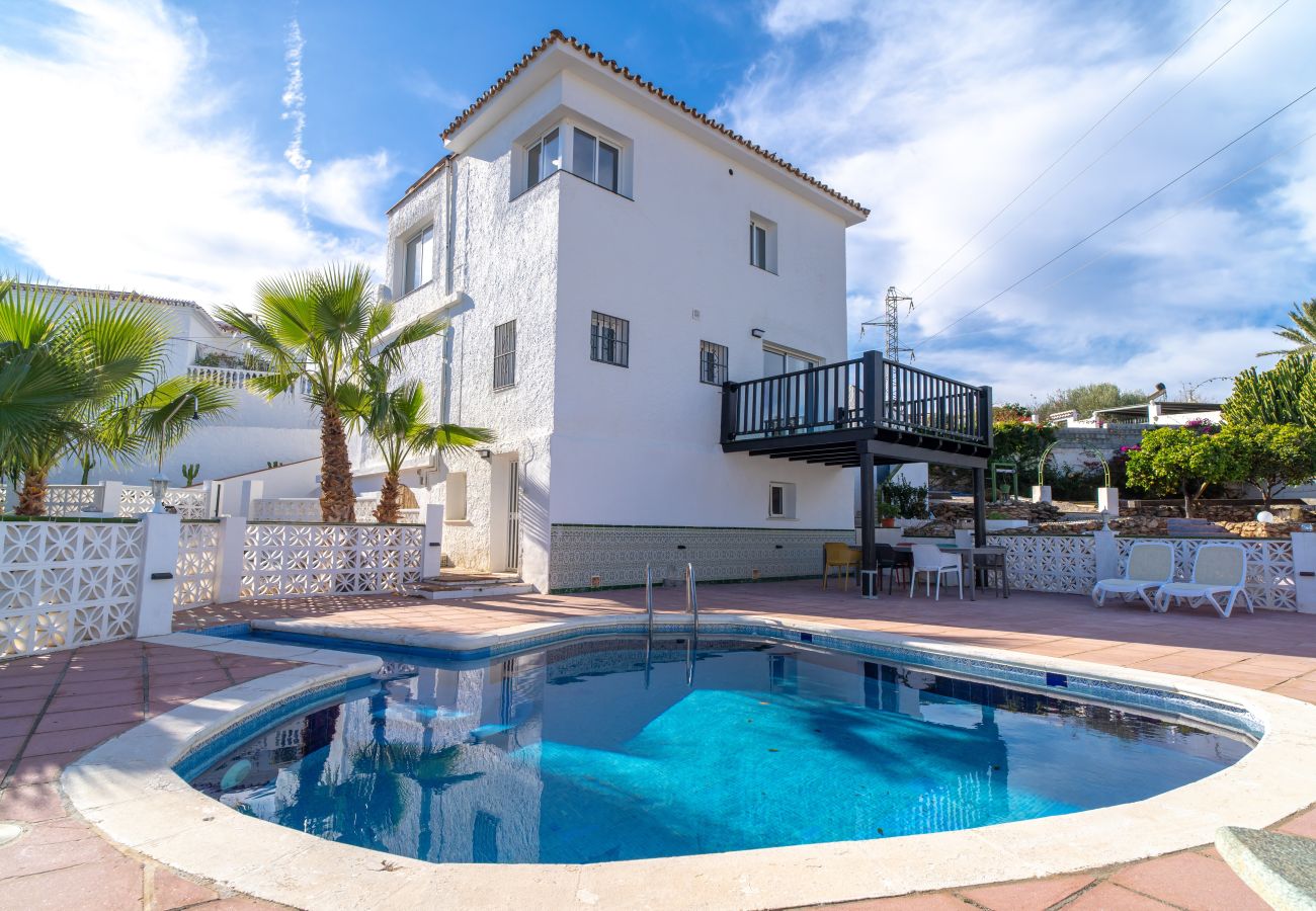 Villa en Nerja - Villa Mauri Private Pool by Casasol