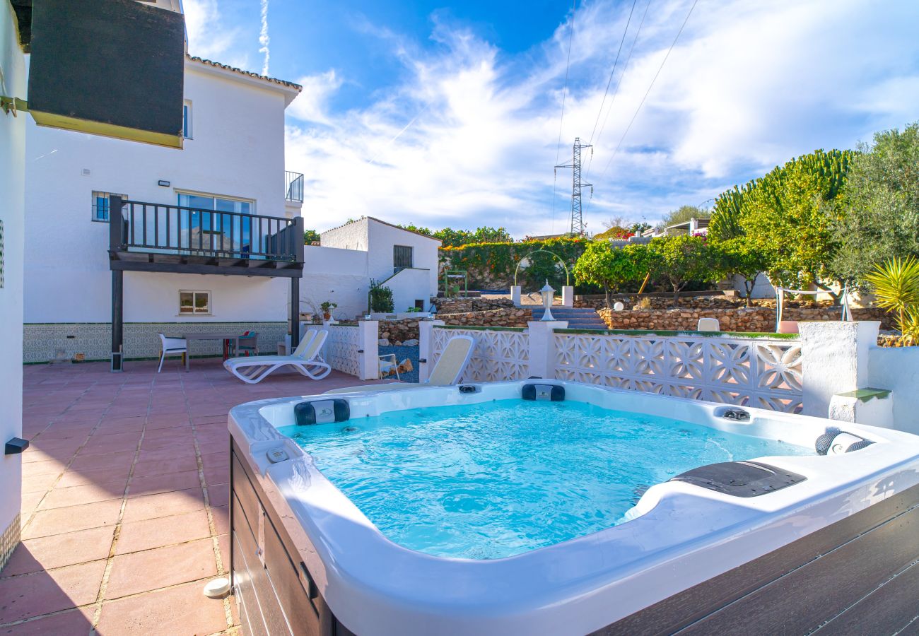 Villa en Nerja - Villa Mauri Private Pool by Casasol