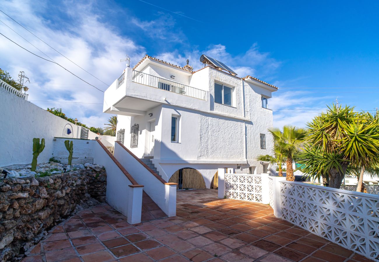 Villa en Nerja - Villa Mauri Private Pool by Casasol