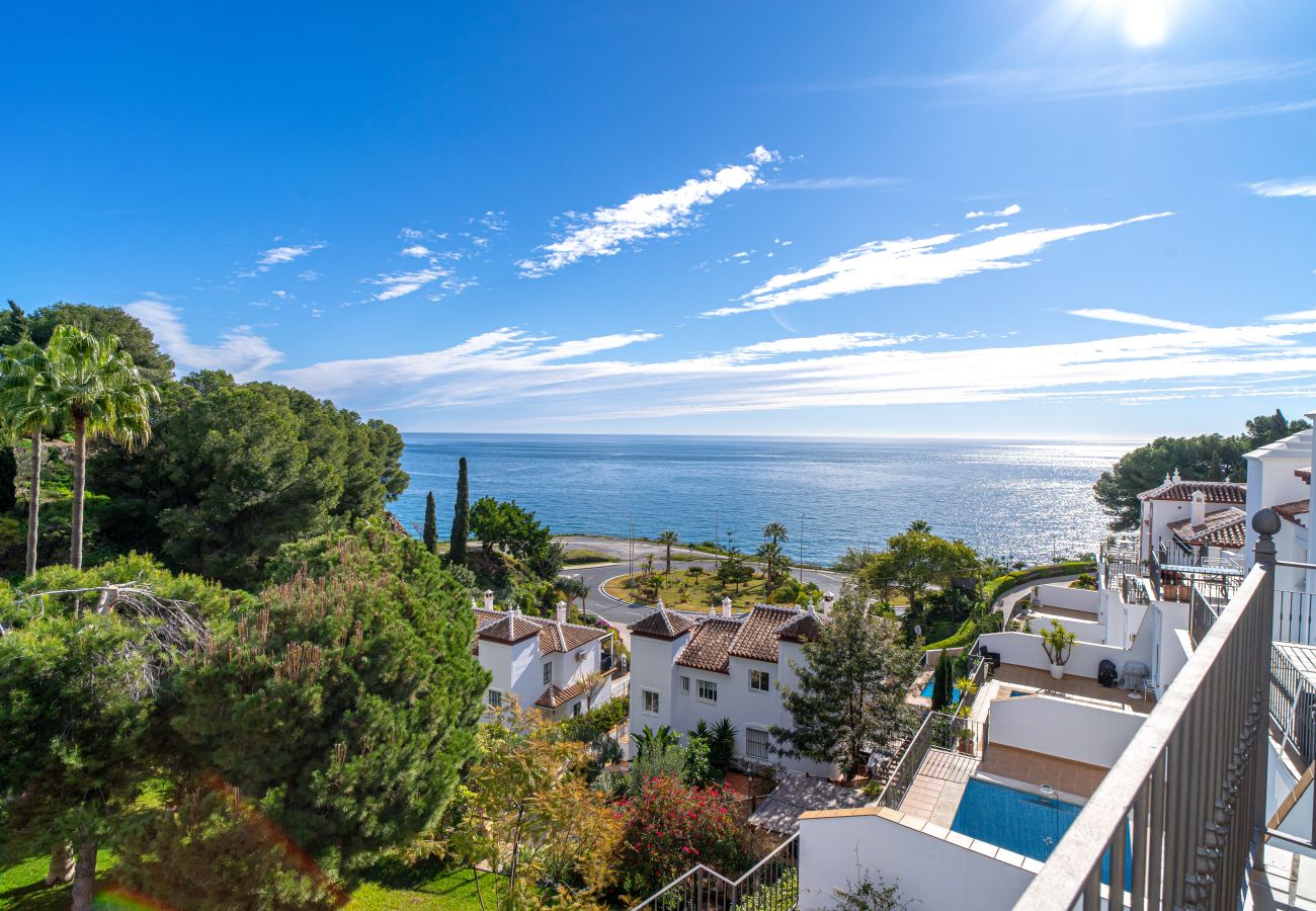 Villa en Nerja - Villa Ladera del Mar Private Pool by Casasol