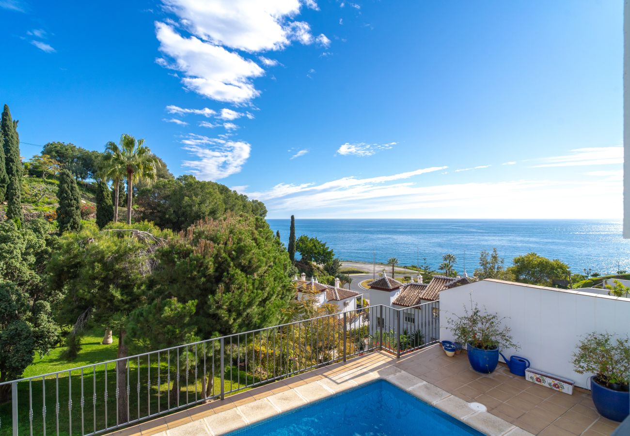 Villa en Nerja - Villa Ladera del Mar Private Pool by Casasol