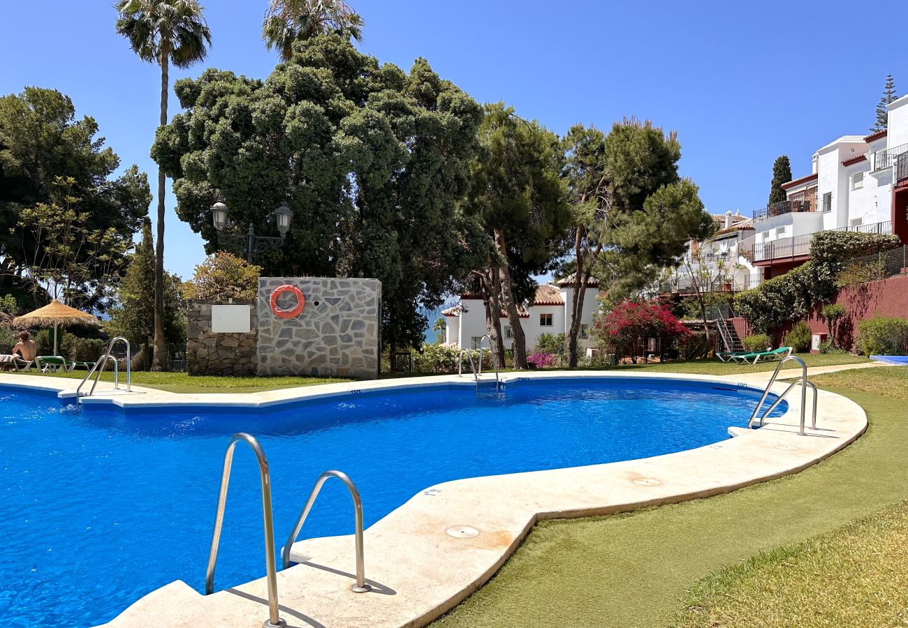 Villa en Nerja - Villa Ladera del Mar Private Pool by Casasol